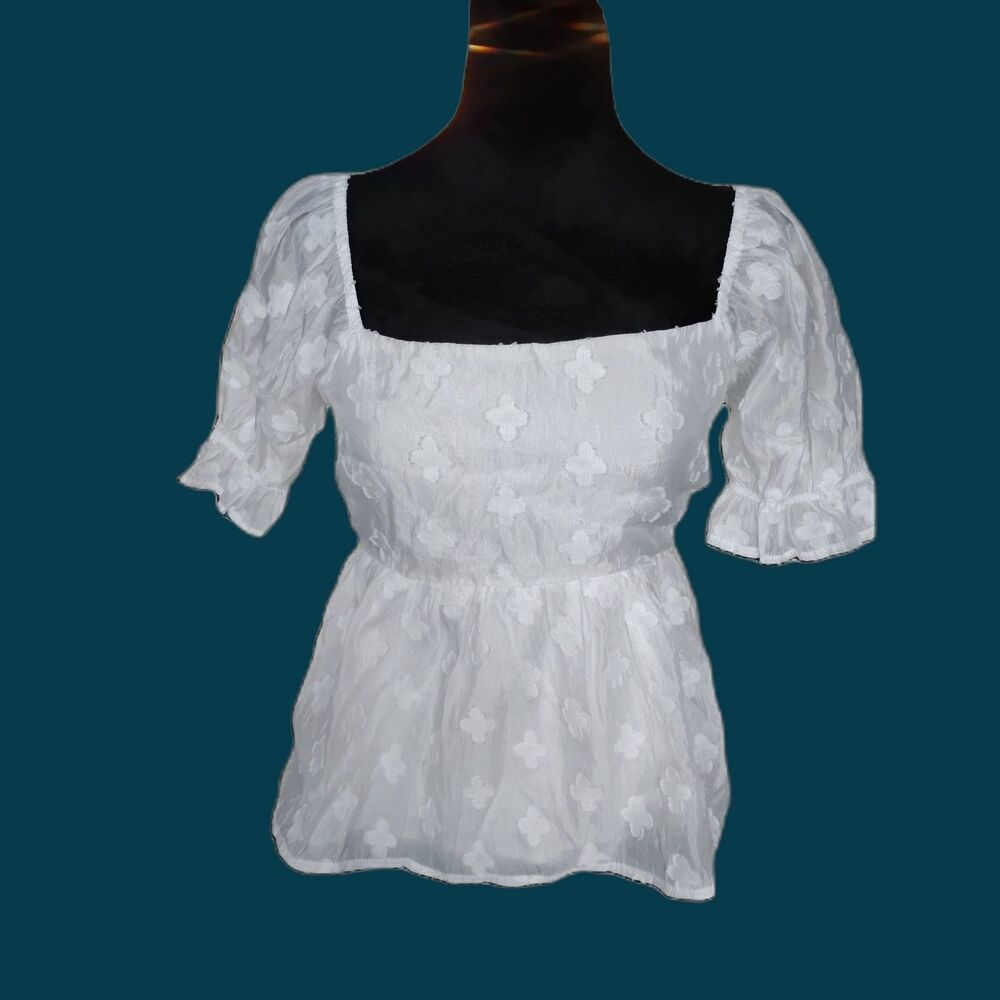 Alter'd State Women's Size Medium White Peplum Peasant Blouse Short Puff Sleeves